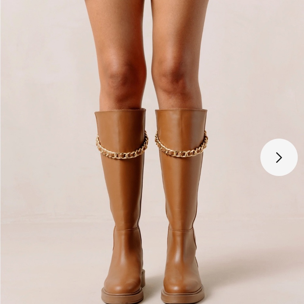 Anthropologie Alohas Pier Boots NIB